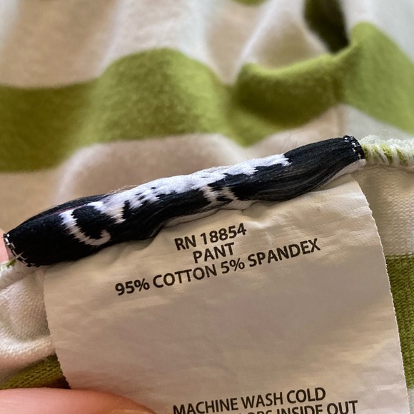 Counting Daisies Striped Floral Print Ruffle 2 Piece Set - Picture 15 of 15